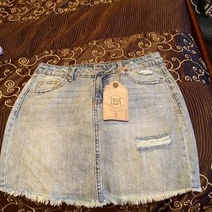Denim skirt